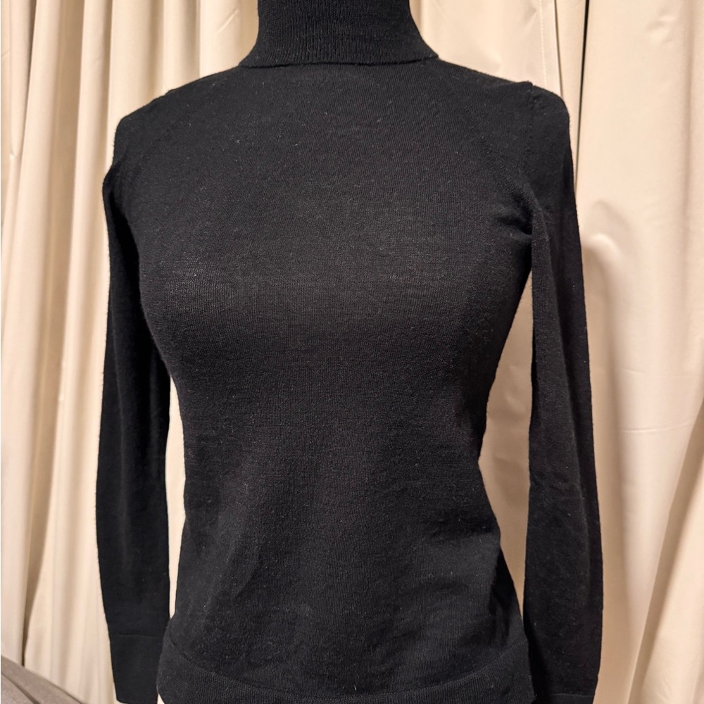 Banana Republic Elegant Black Turtleneck Sweater